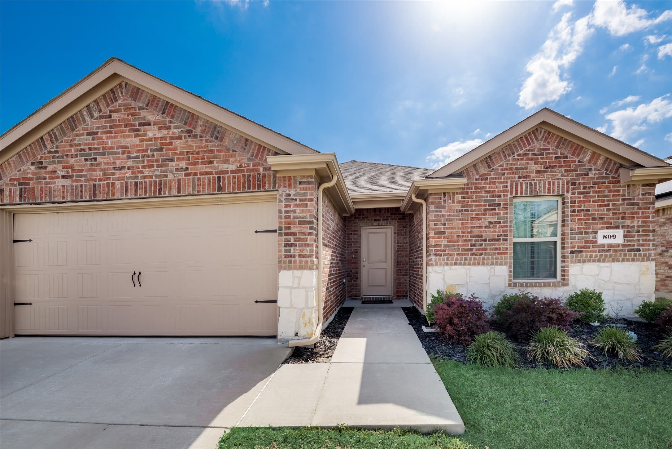 809 Meadow Wood Lane – photo 1