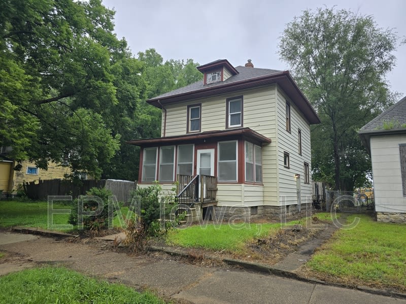 419 Bratnober Street – photo 1