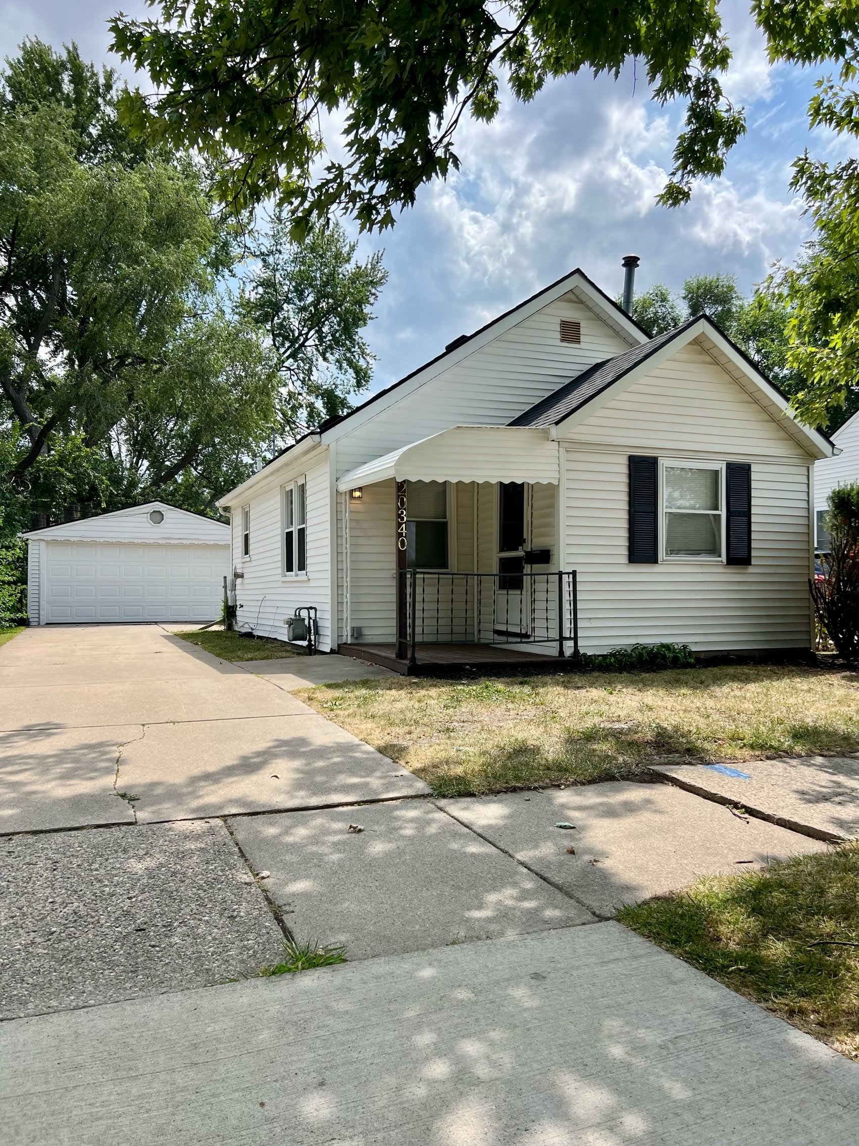 20340 E Eight Mile – photo 1 of 11