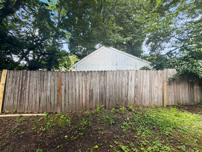425 Hawkins Avenue – photo 1