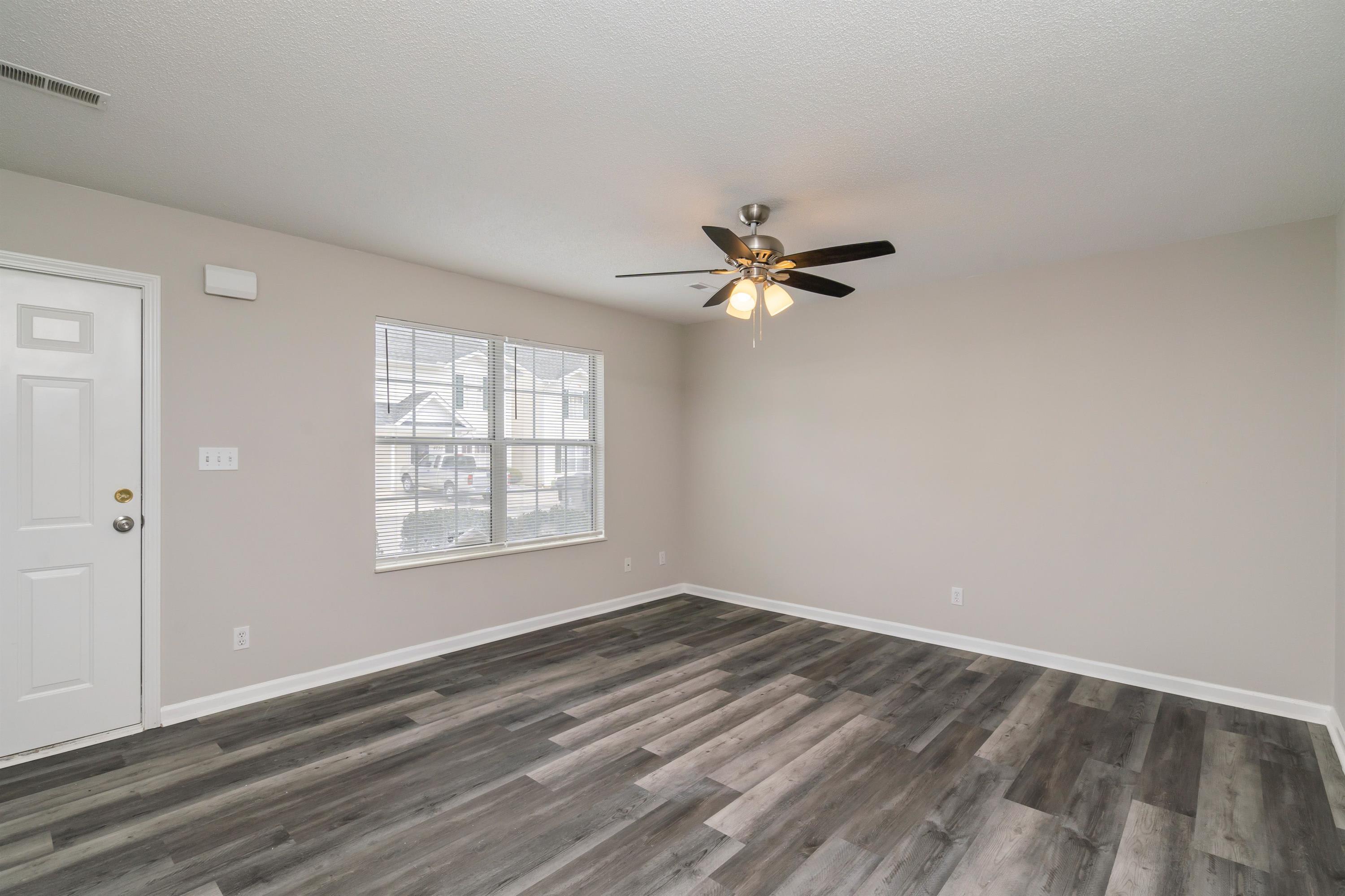 4741 Scepter Way – photo 1
