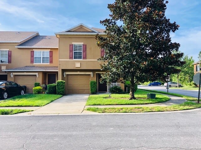 Amazing Oviedo Ucf Area Rental Wonderful 3 Bd 2 5 Bath Corner Unit Townhome 1 Car Attached Garage No Carpet Tile On 1St Floor Stairs 2Nd Floor Wood Laminate New Range Microwave Dishwasher Fresh Paint Move In 8 1 2026 – photo 1 of 469