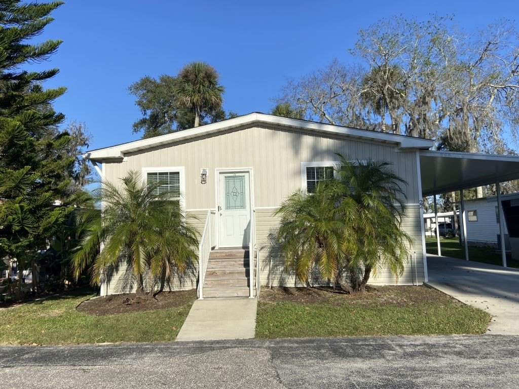 22 Sutter Ct – photo 1 of 13
