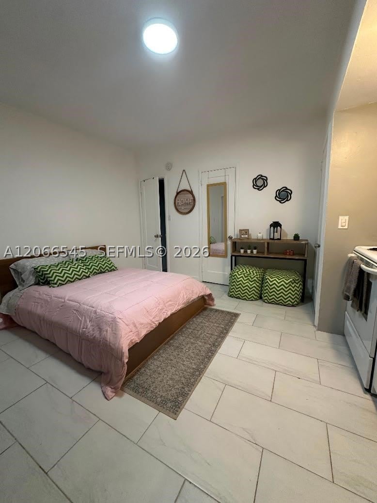 1293 NE 109th St – photo 1
