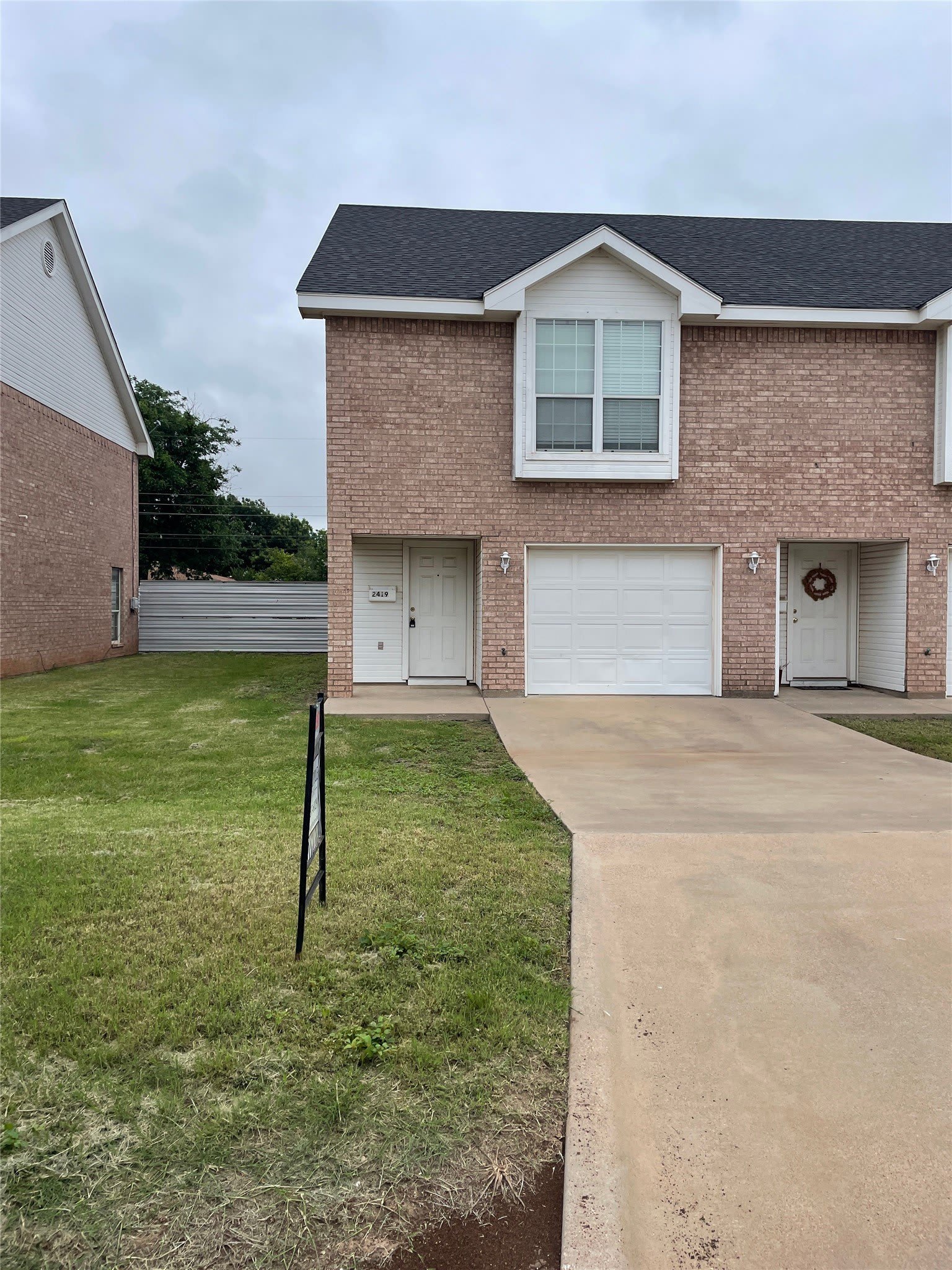 2423 Church St – photo 1