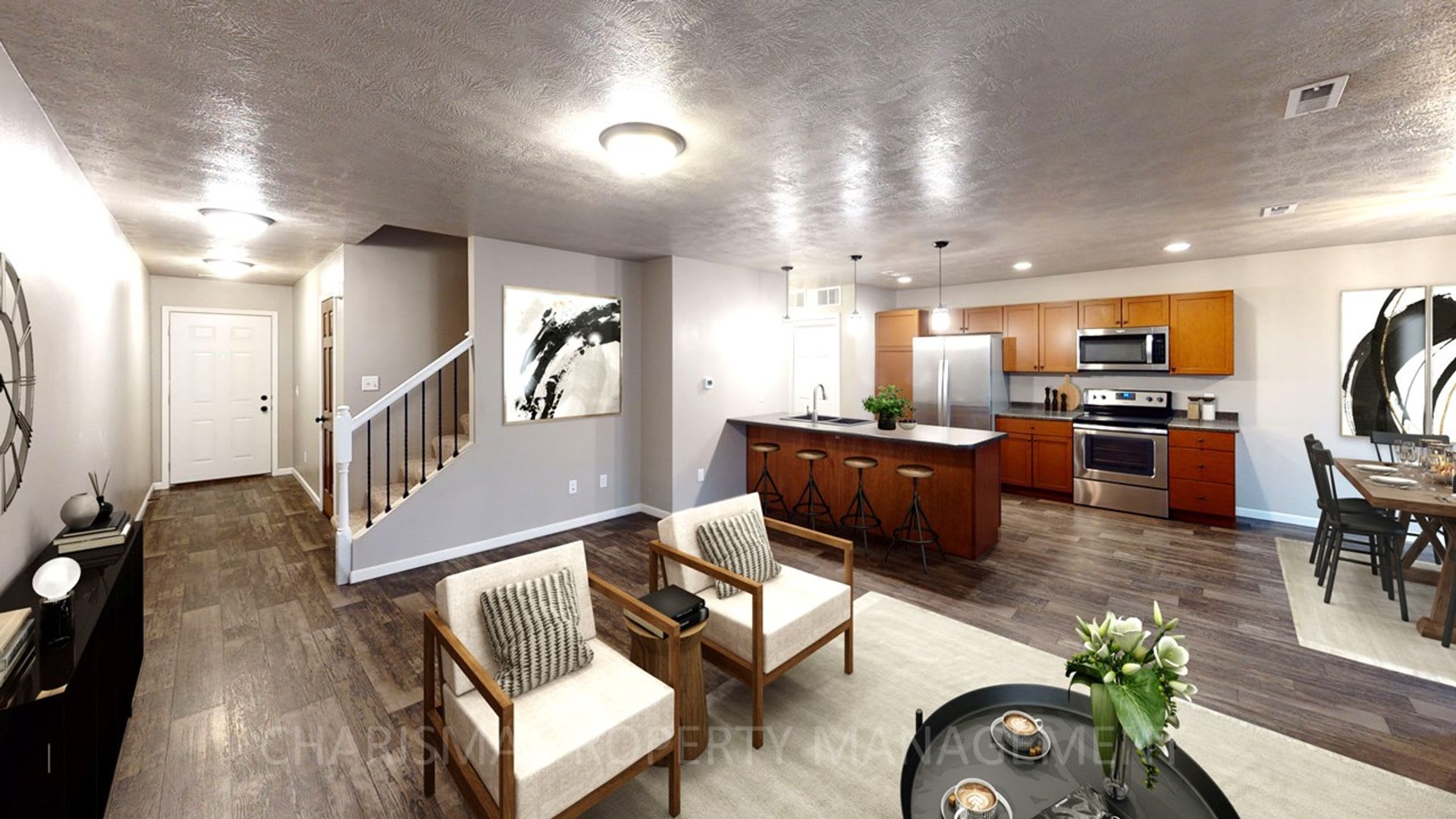 SPACIOUS 3 BEDROOM TOWNHOME!! – photo 1