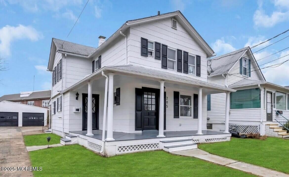 205 Locust Avenue – photo 1 of 10