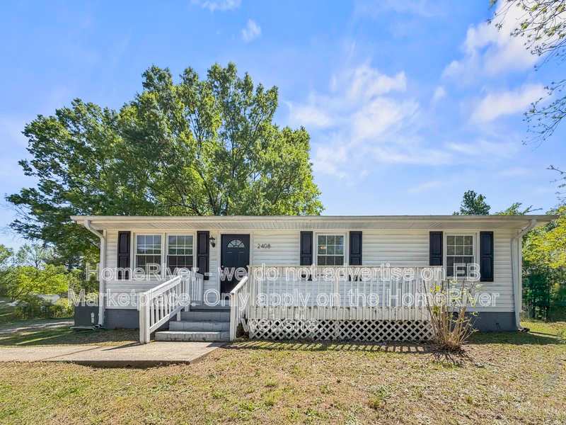 2408 Hart St – photo 1