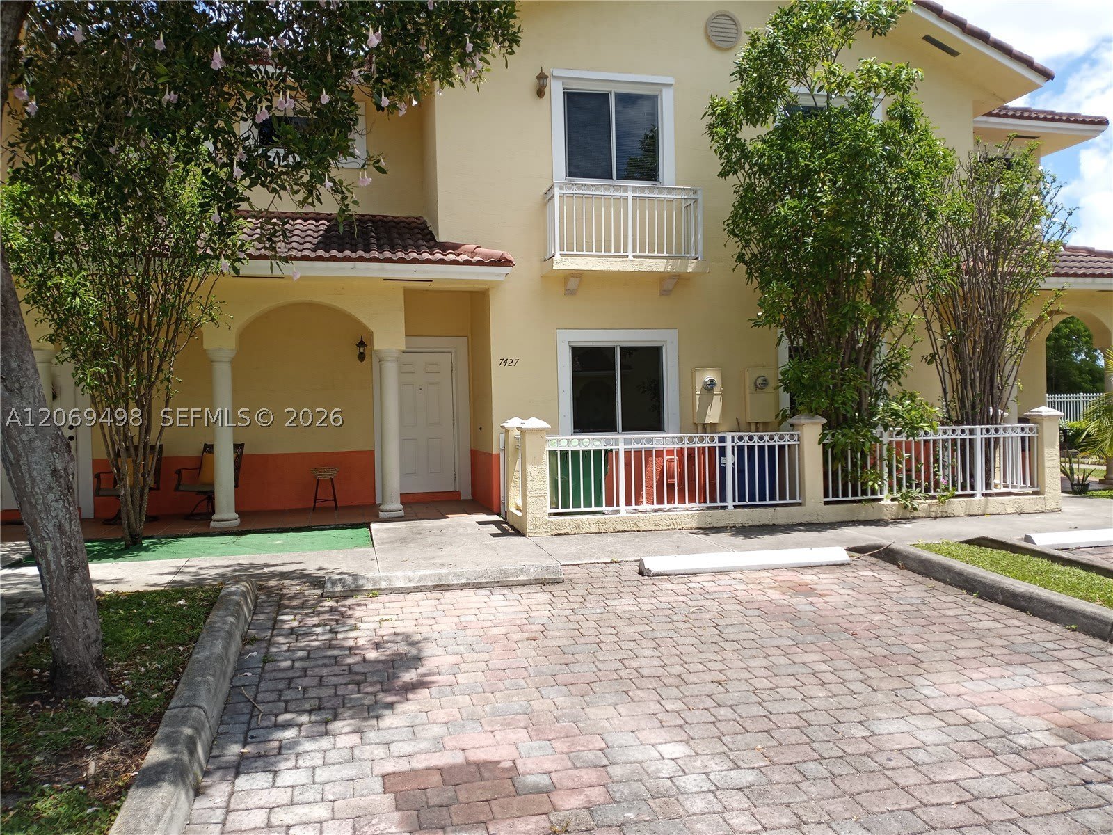 7427 NW 181st Ter – photo 1