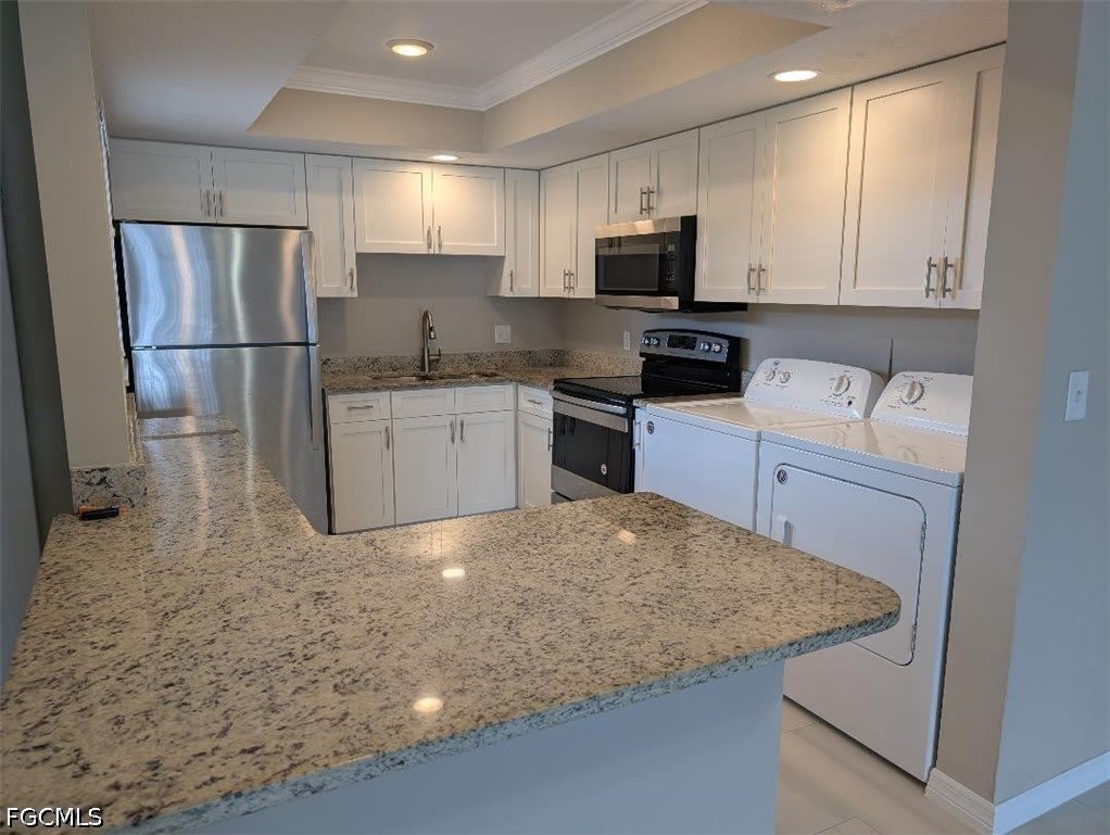 3715 SE 9th Place – photo 1