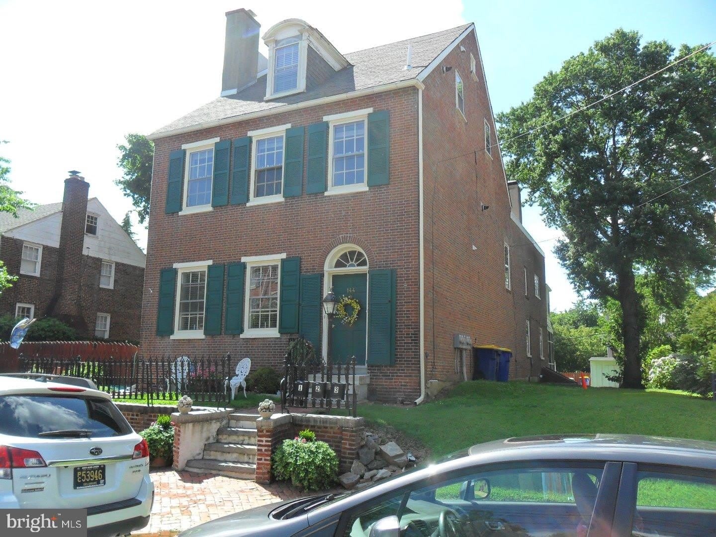 144 E 3Rd Street – photo 1 of 32