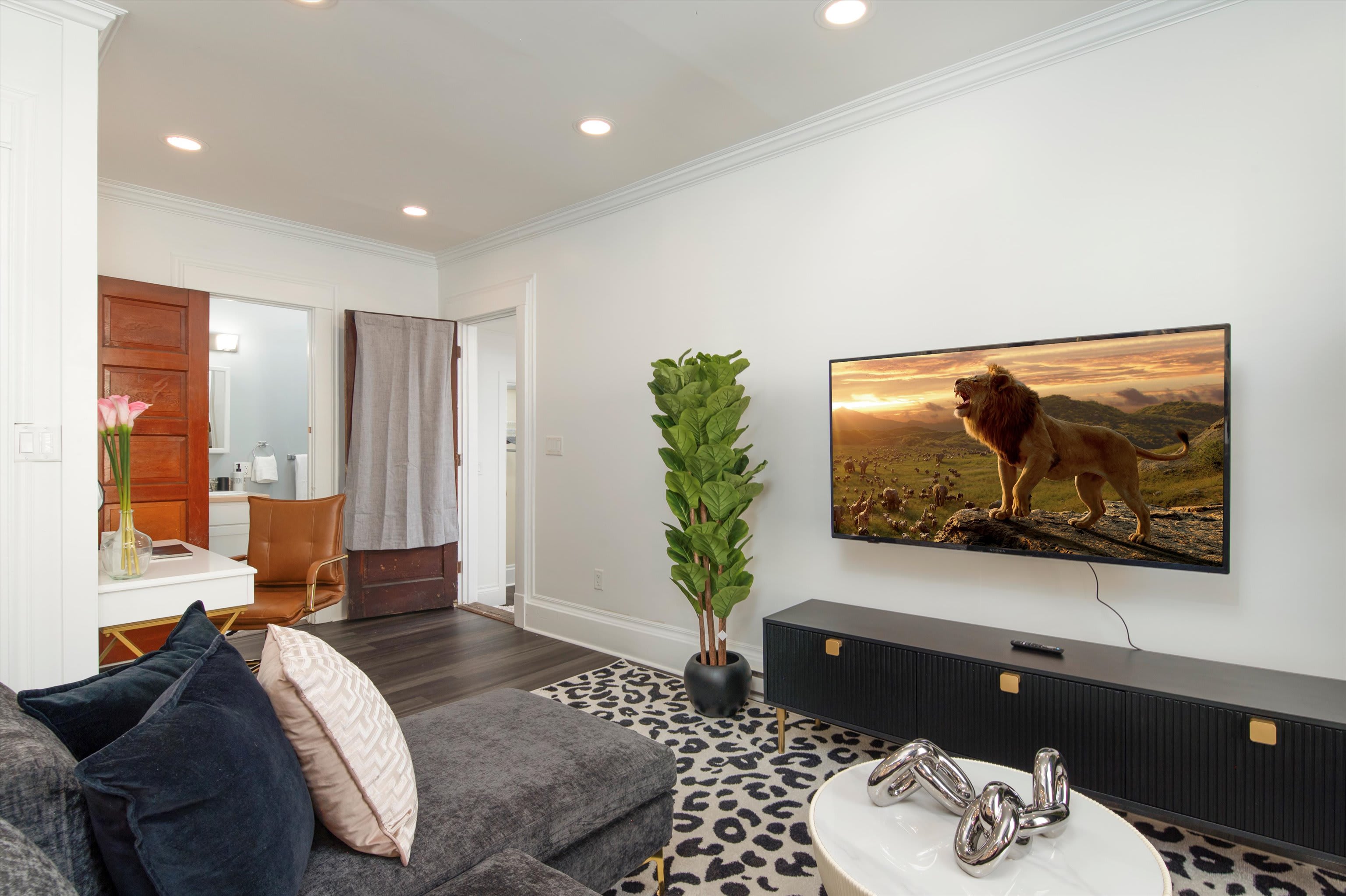 12 Academy St – photo 1 of 20