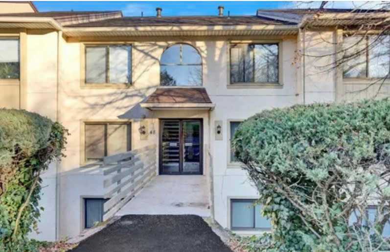 48 Muirfield Drive – photo 1 of 8