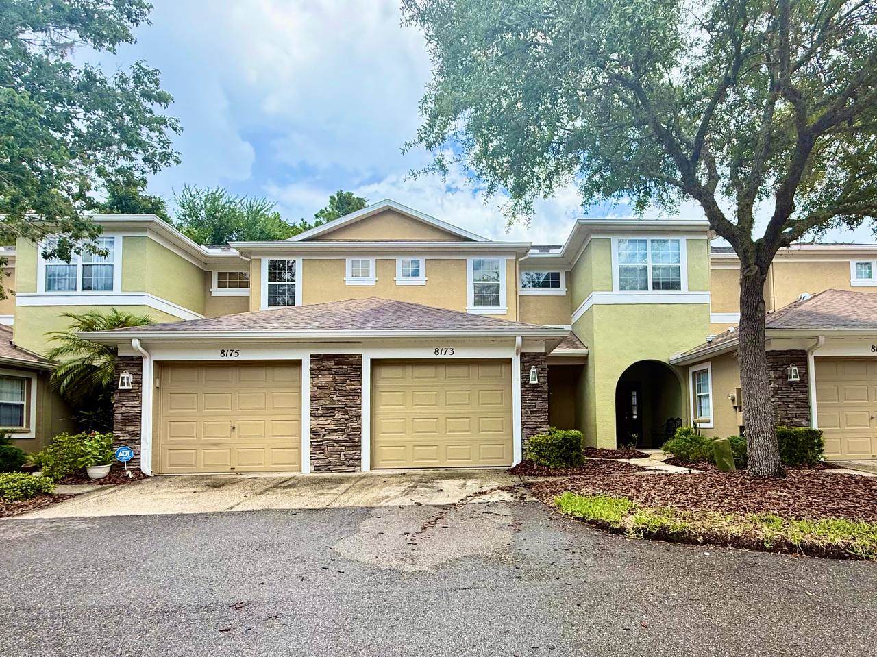 8173 Stone View Dr – photo 1