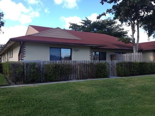 4405 Woodstock Drive – photo 1