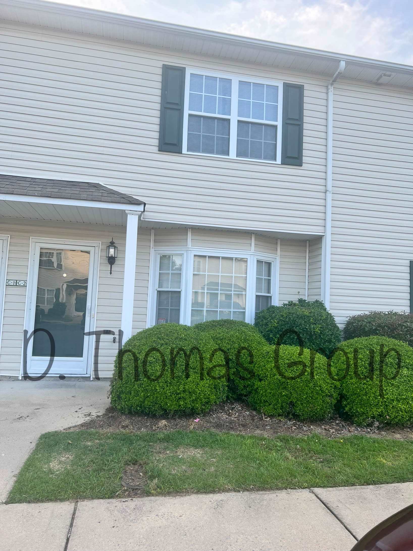 2325 Vineyard Dr – photo 1 of 31