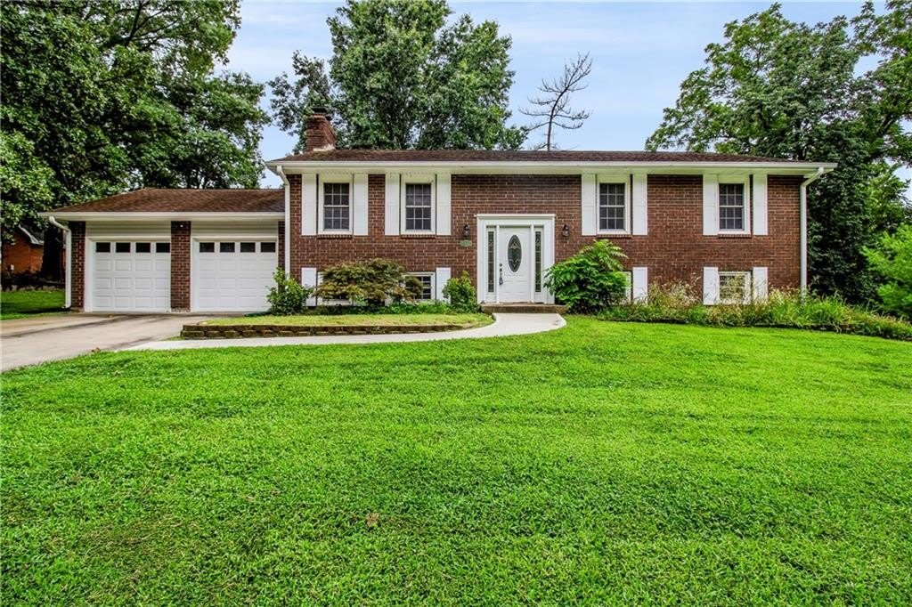 15 Circle Drive – photo 1
