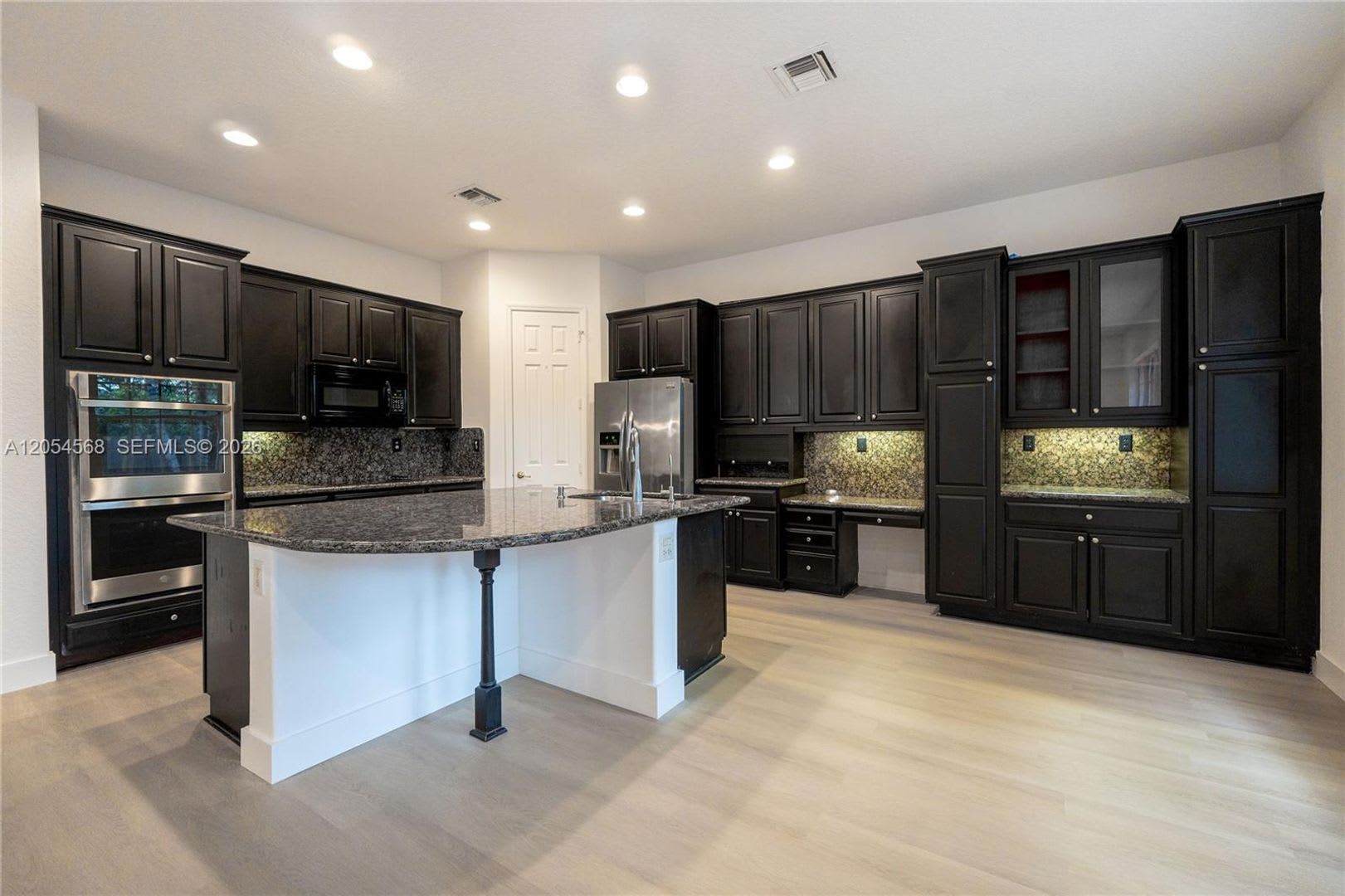 11213 NW 71st Terrace, Doral, FL 33178 – photo 1