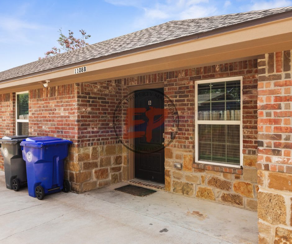 1108 North 9th Street – photo 1