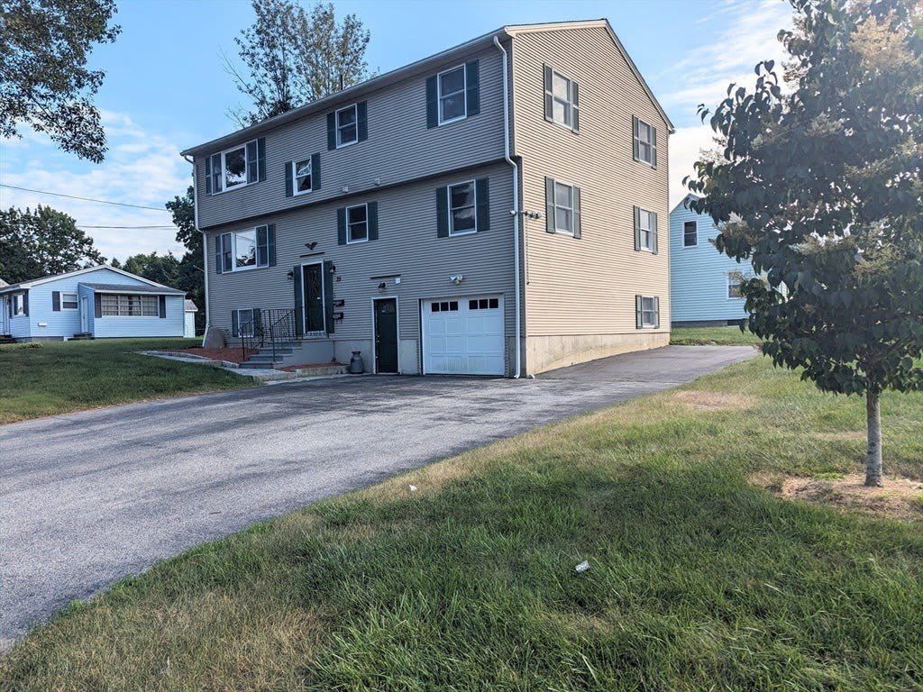 25 Brodeur Avenue – photo 1 of 25