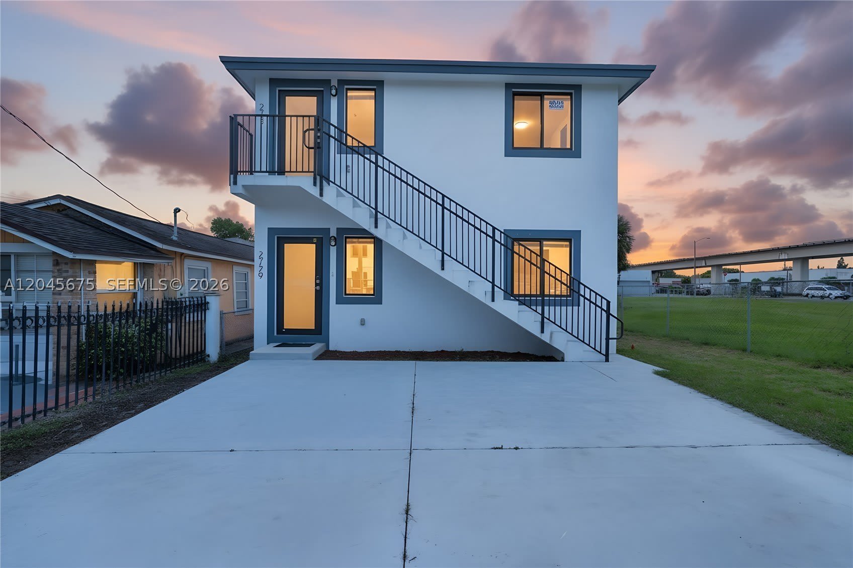 2731 NW 44th St – photo 1