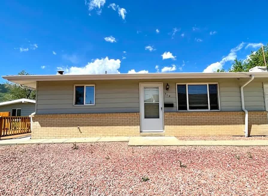 514 Maple Street – photo 1