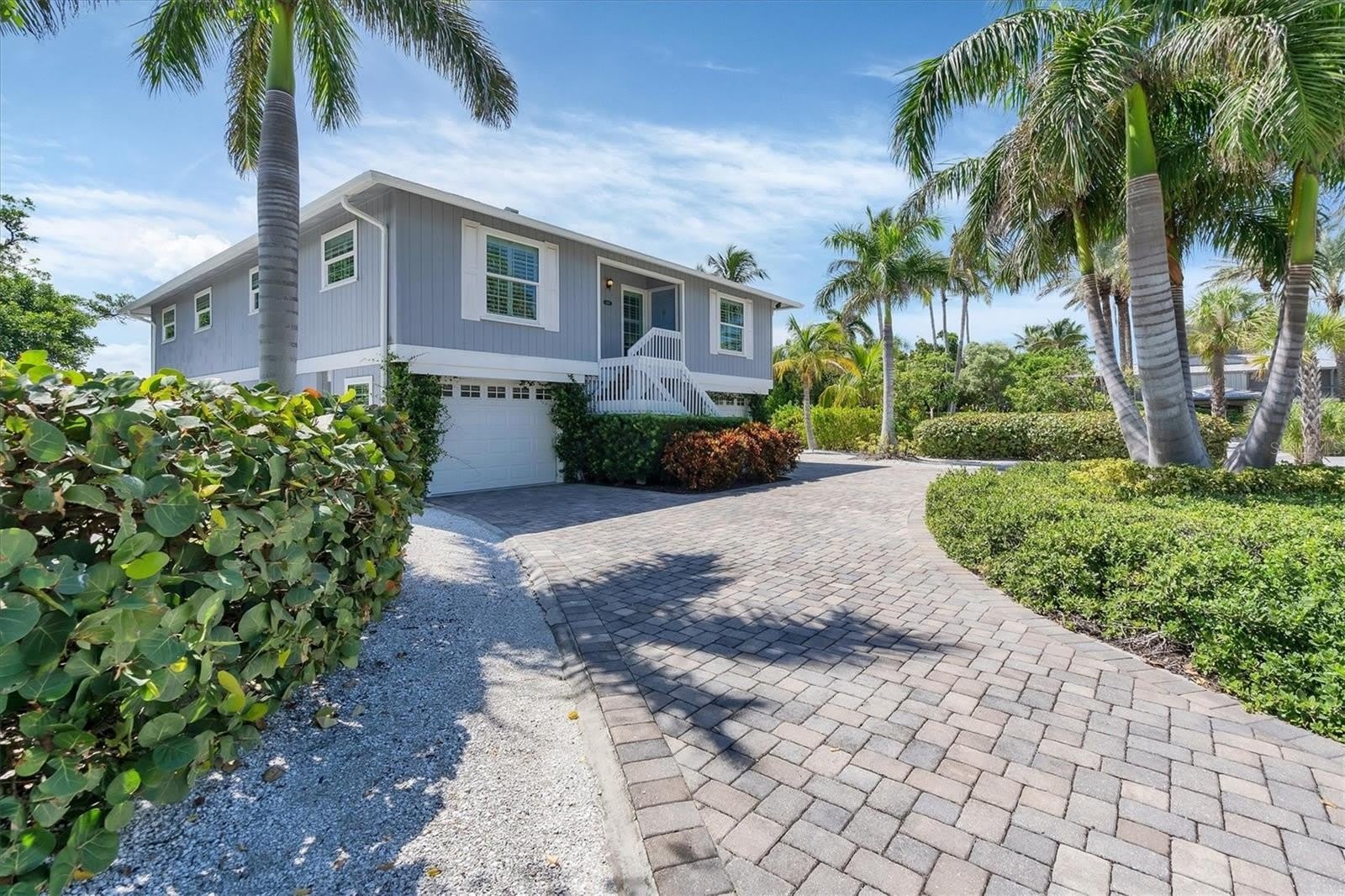 4010 40TH Street W – photo 1