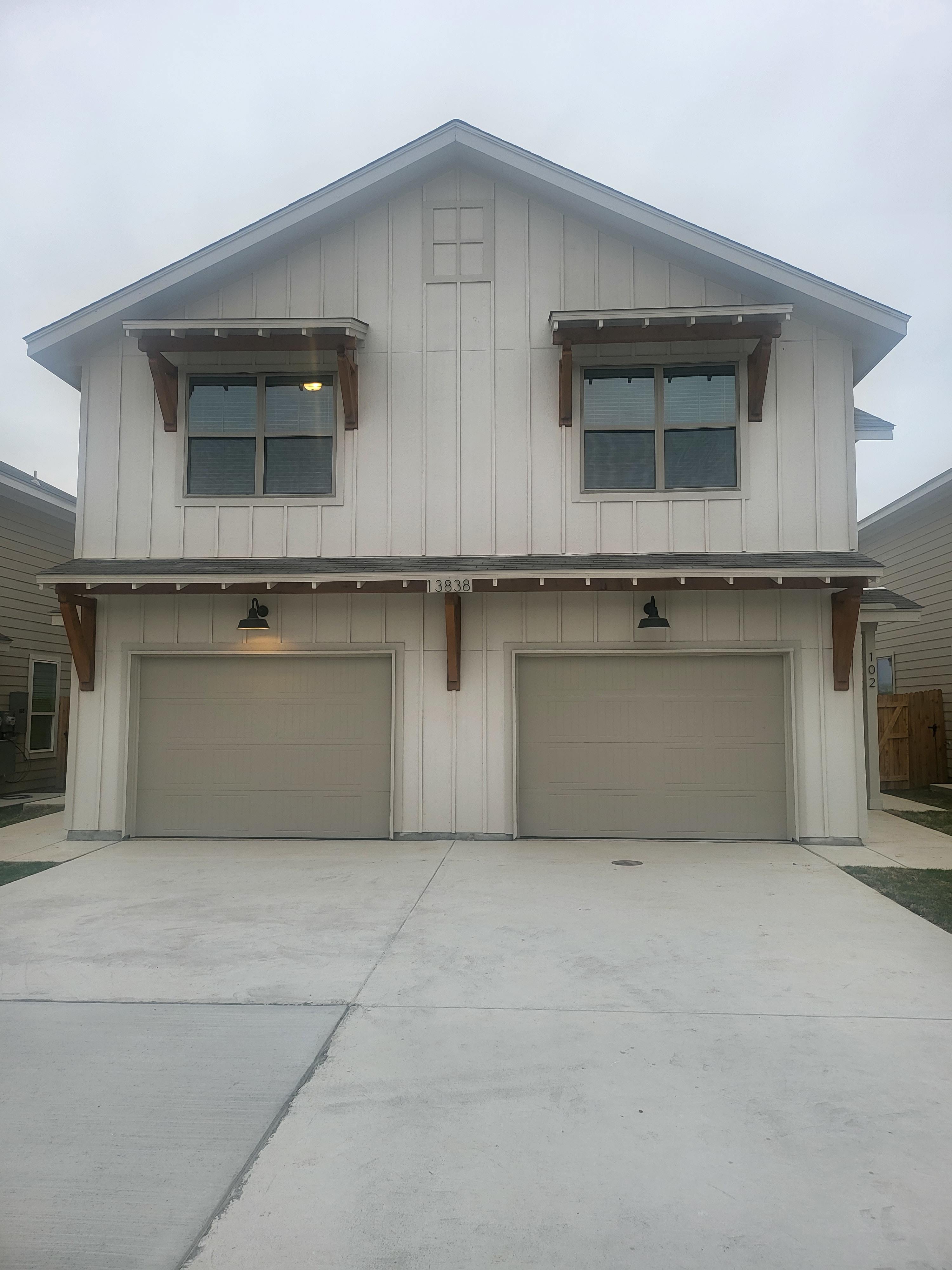 13838 Enzo Gate – photo 1