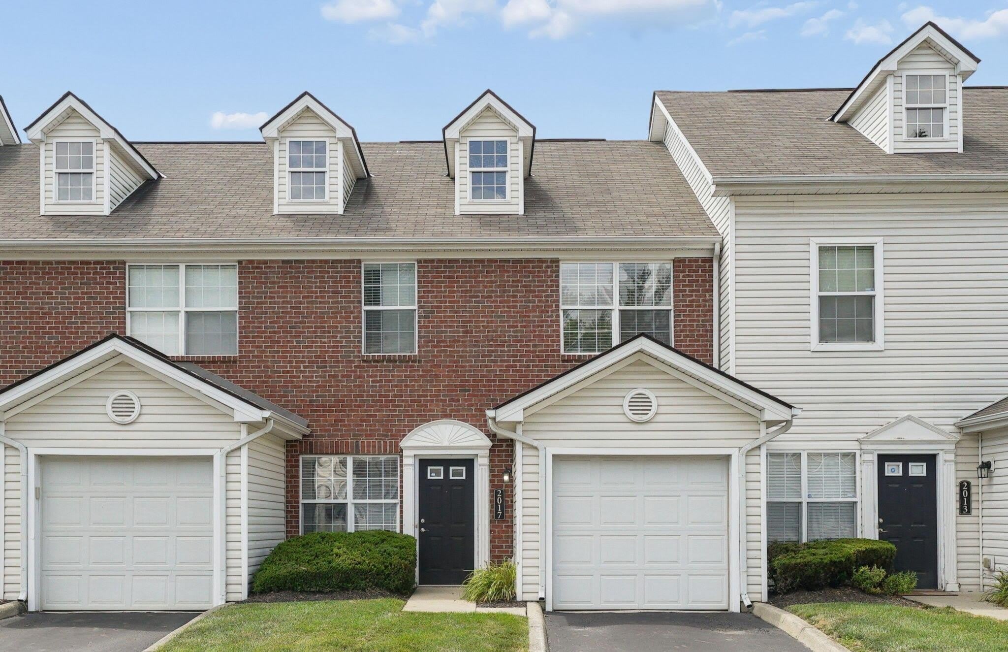 2041 River Rock Way – photo 1 of 277
