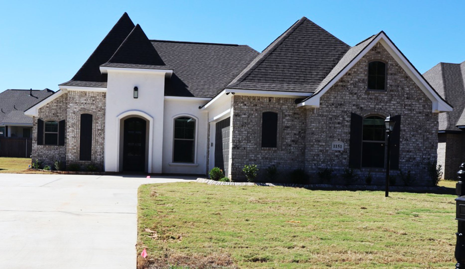 1151 Green wood cir – photo 1 of 24
