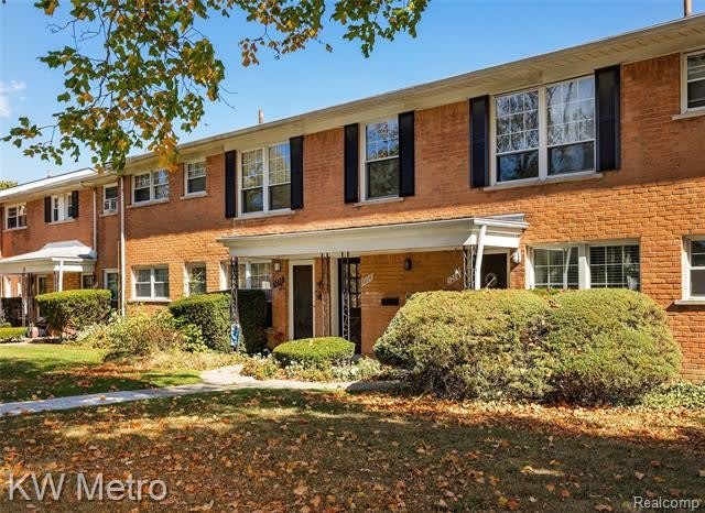 3220 Shenandoah Drive – photo 1 of 133