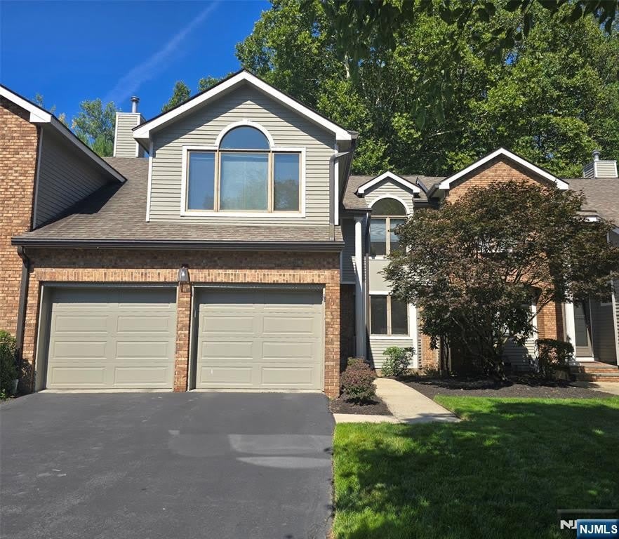 87 Lakeview Drive – photo 1 of 45