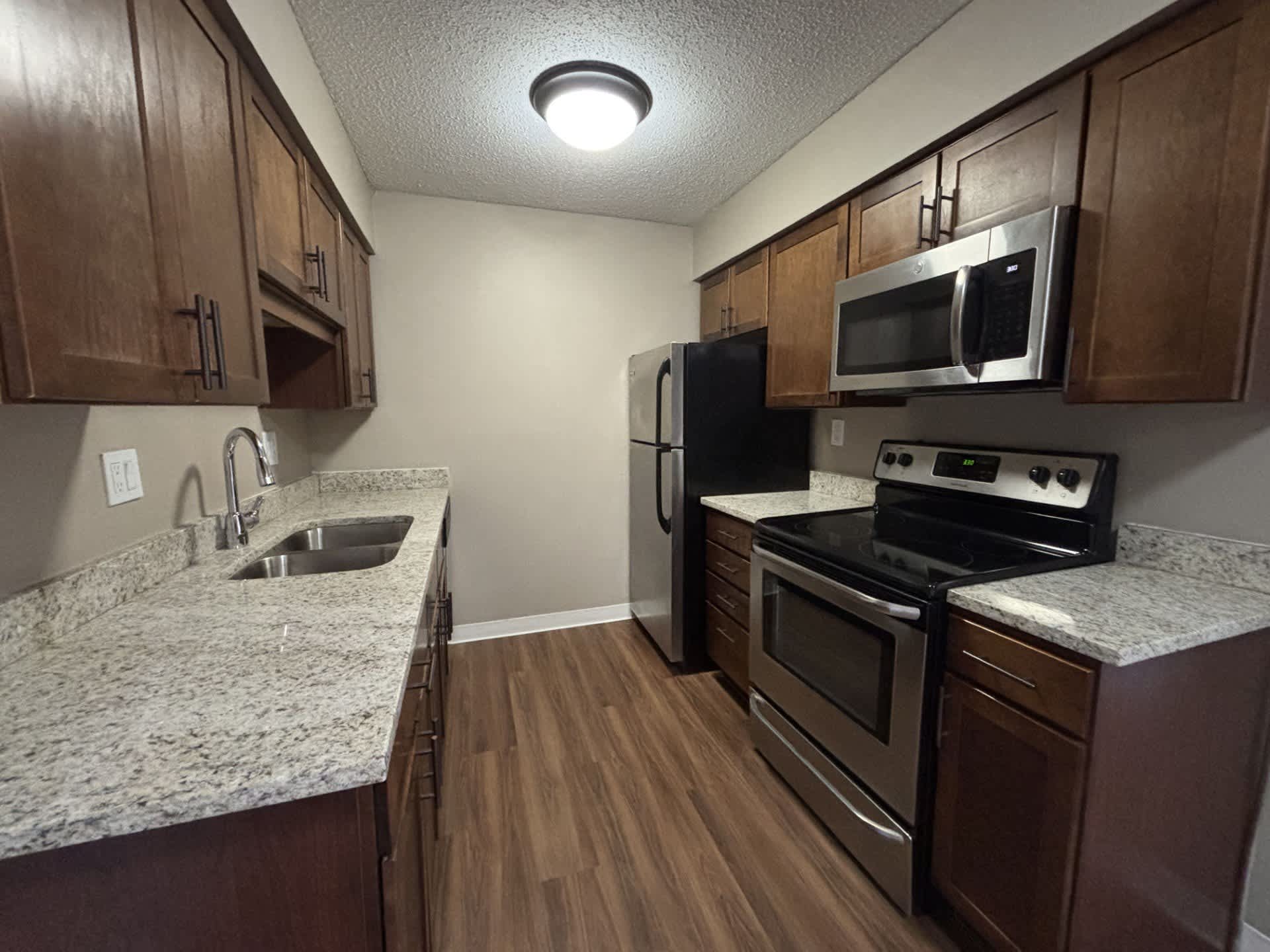 Willow Creek Apartments – photo 1 of 21