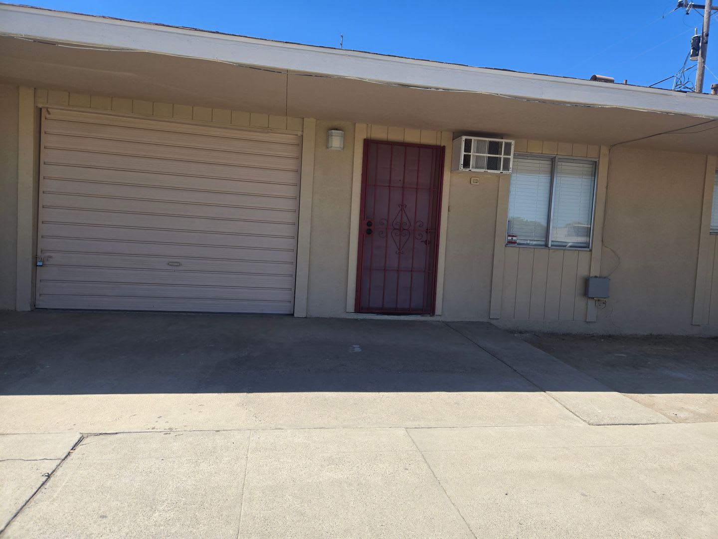 2 BR 1 BA available now – photo 1 of 7