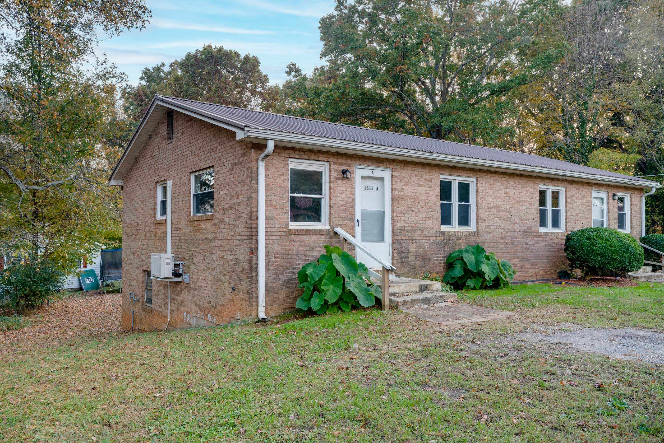 1813 Younger Avenue – photo 1
