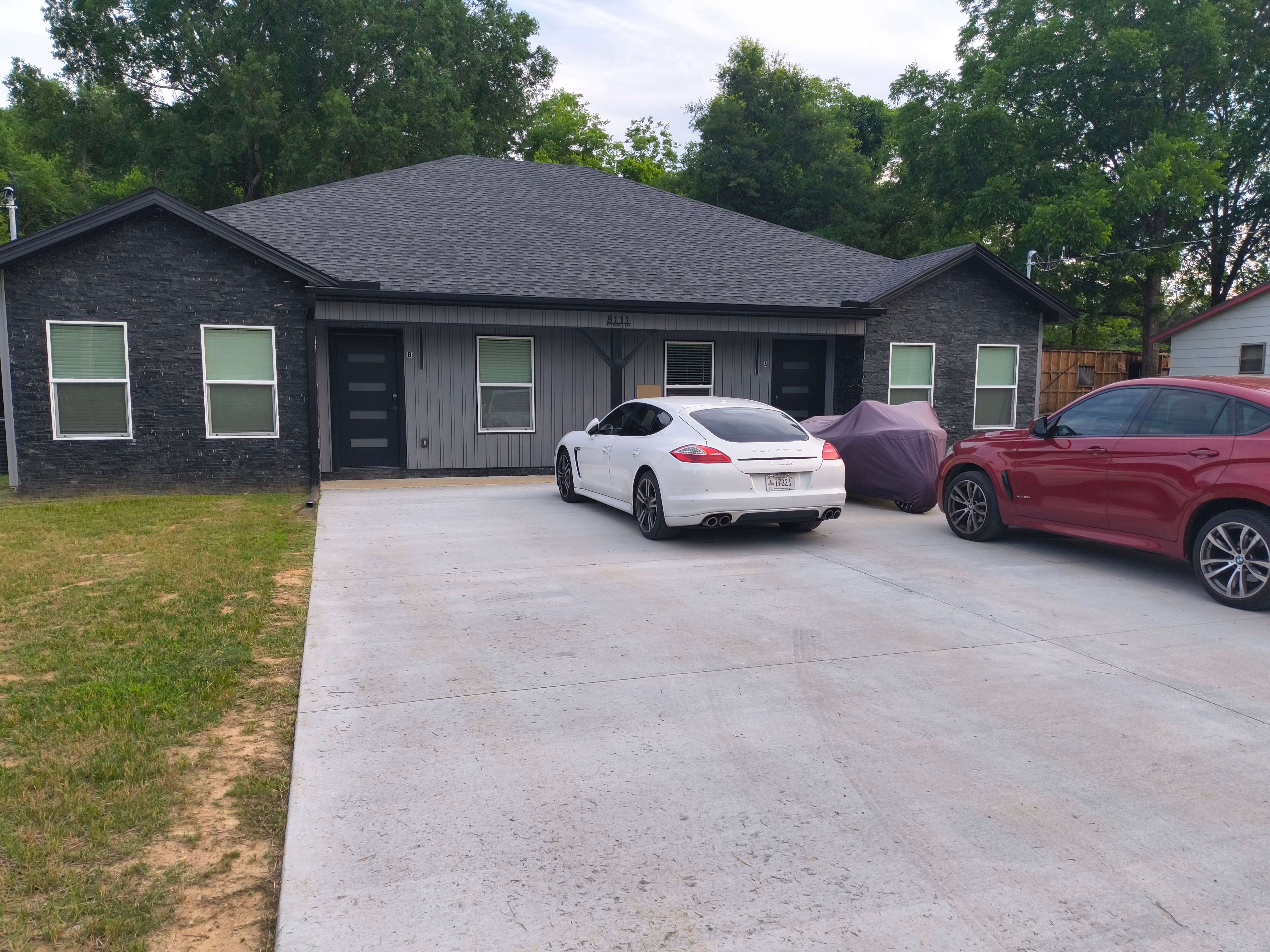 8111 Wilkens Lane – photo 1 of 11