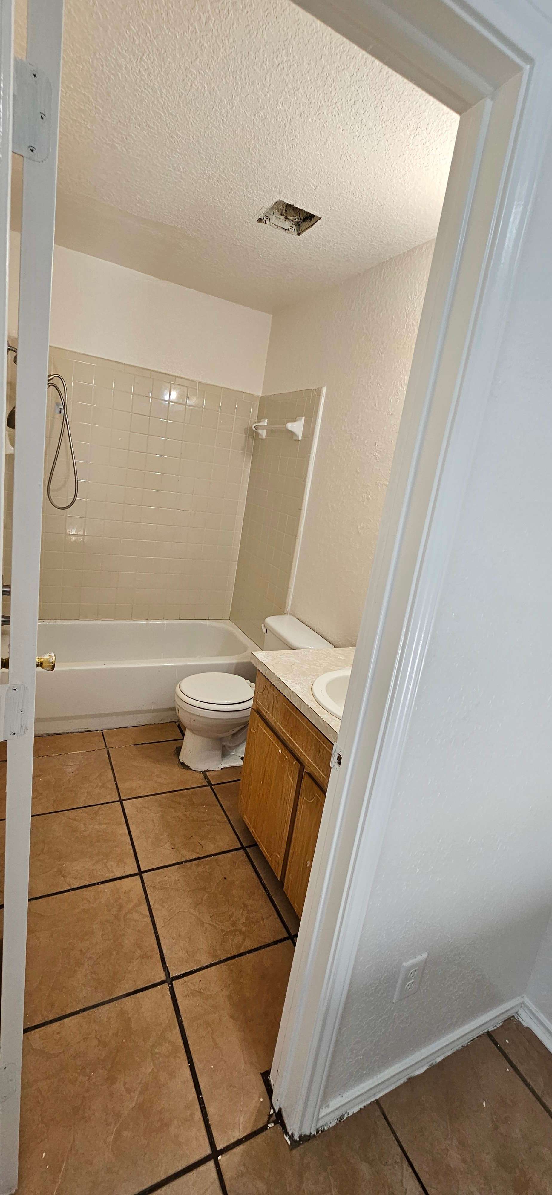 4503 Mattie Dr – photo 1