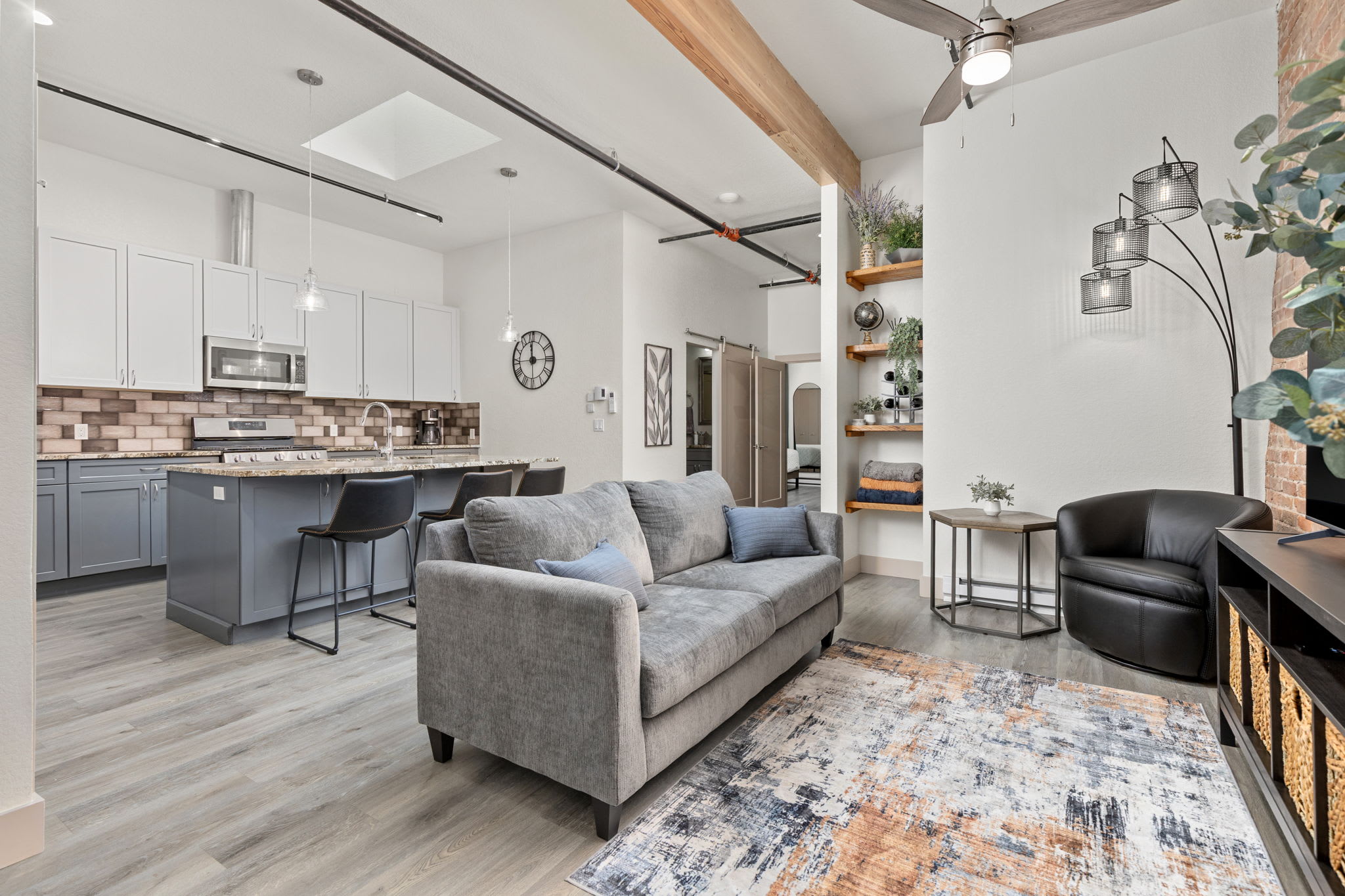331 Main Street – photo 1