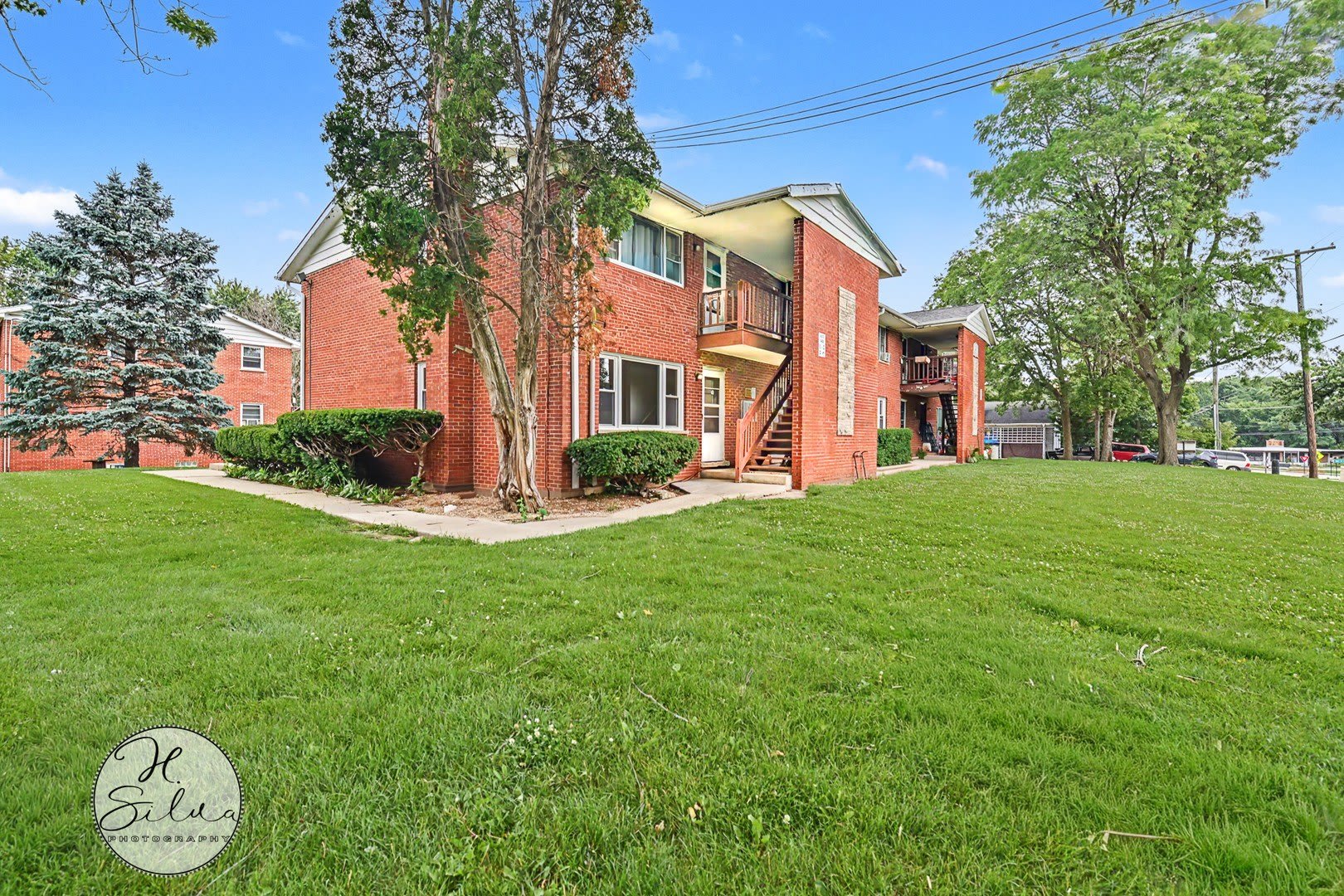 10 Arrowhead Drive – photo 1 of 12