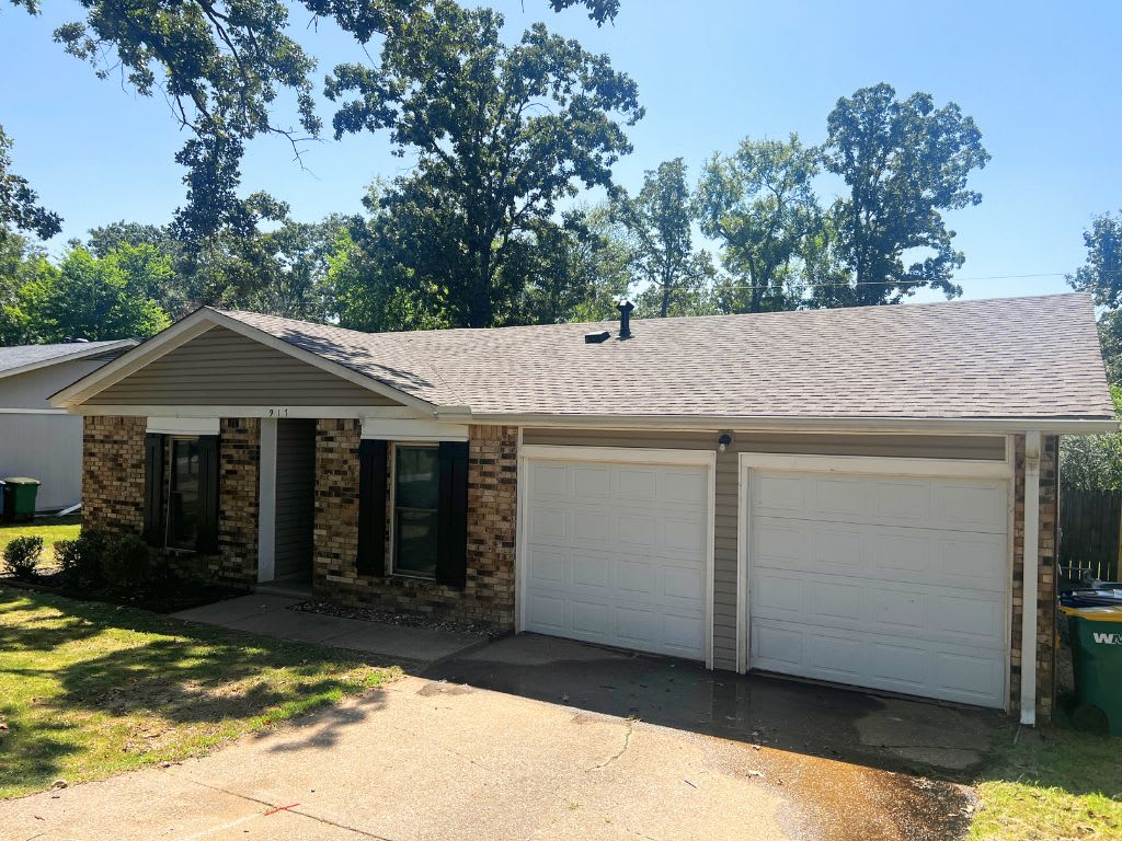 917 Nicole Dr – photo 1