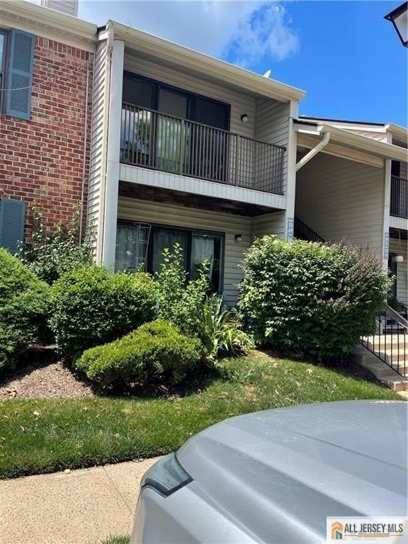 53 Taylor Drive – photo 1 of 22