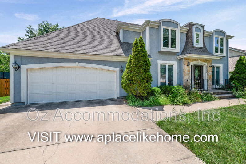 10508 Reeder St – photo 1 of 290