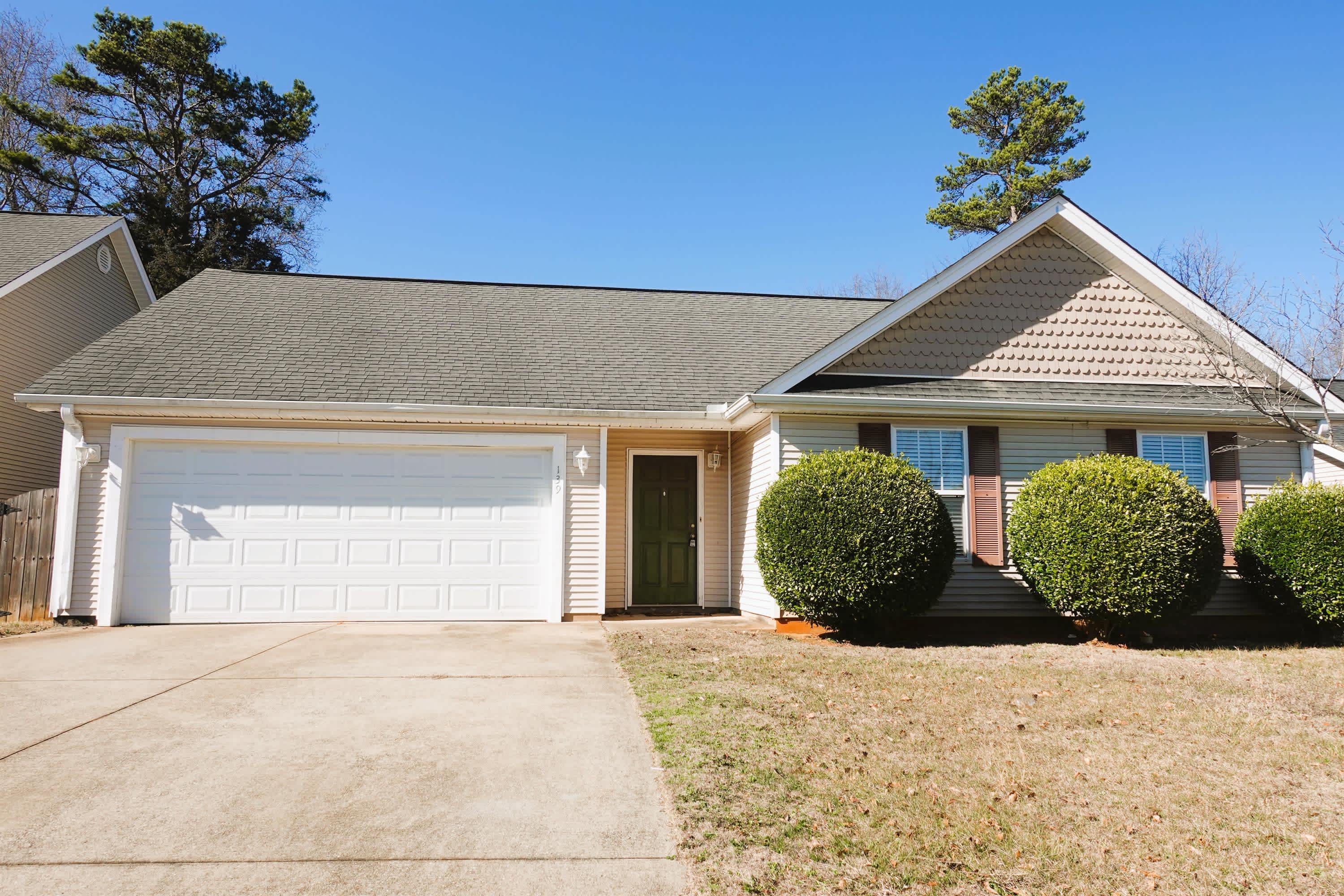 139 Stockbridge Drive – photo 1