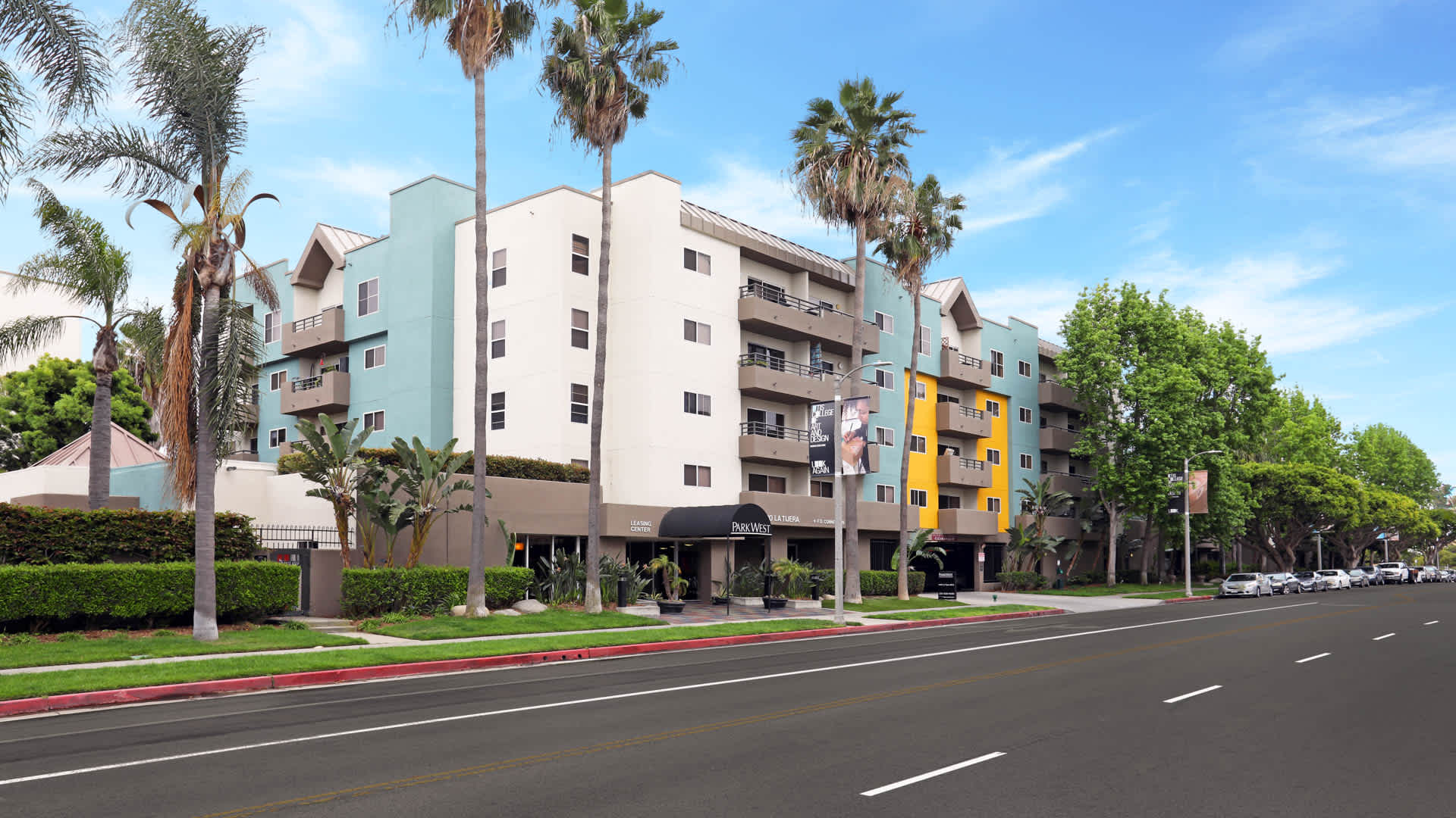 Park West – photo 1