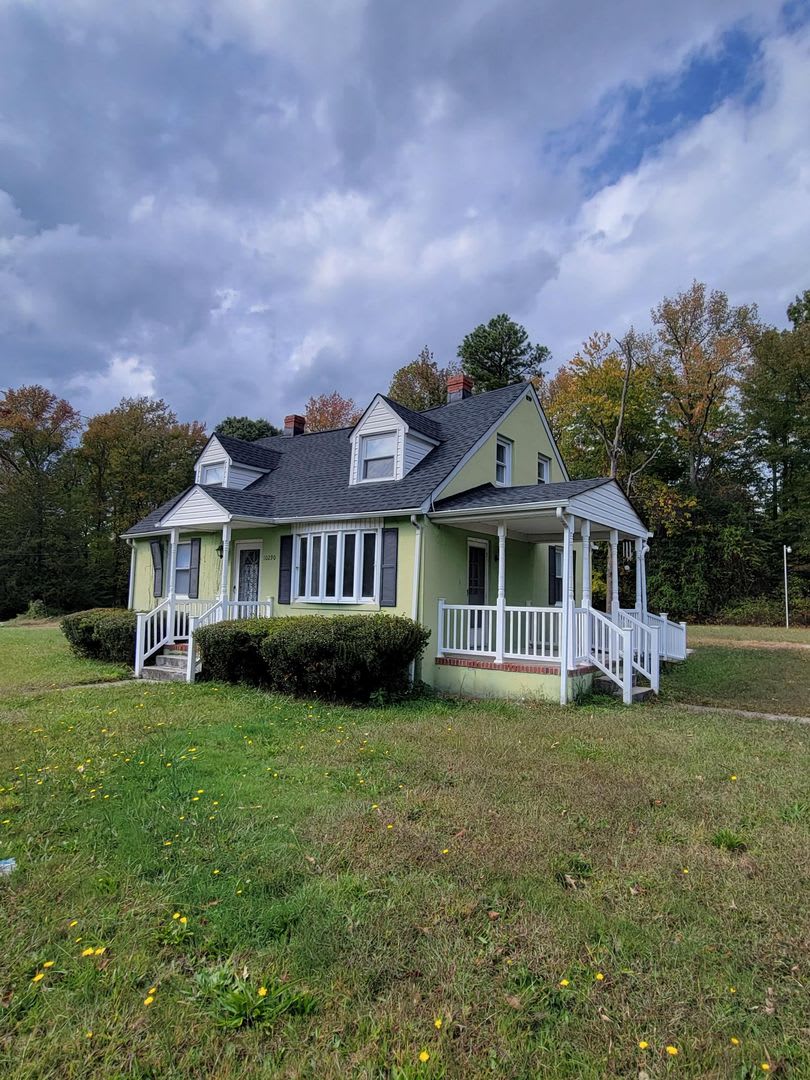 Spacious 5 Bedroom Home In Ashland Va – photo 1 of 198