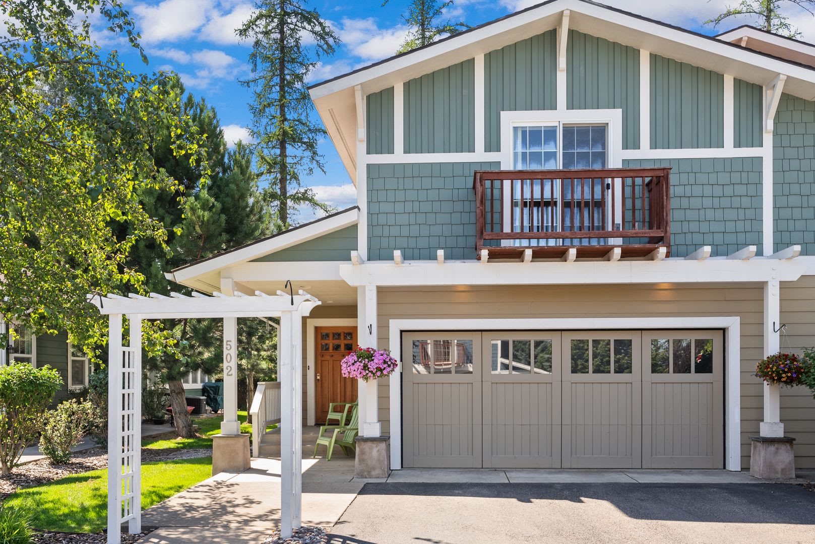 Furnished 2 BR + Den/2.5 BA Whitefish Townhome Available October 1, 2026-May 31, 2027 – photo 1 of 29