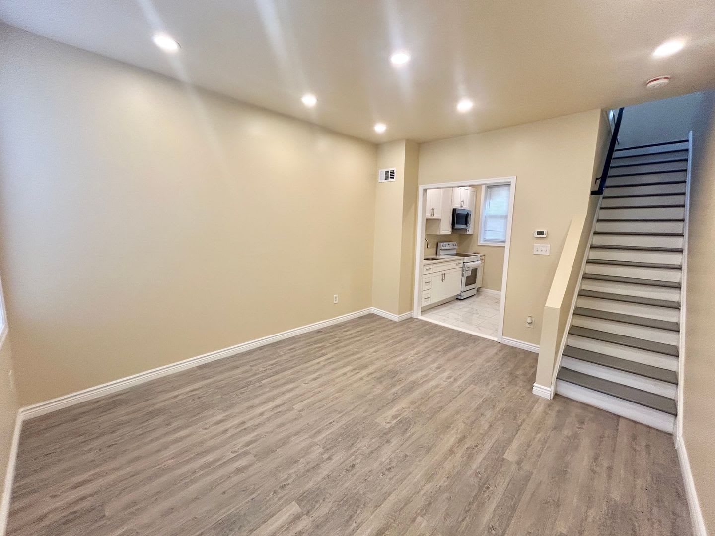 Updated 1-Bedroom Rental with Brand-New Kitchen & Central Air – photo 1