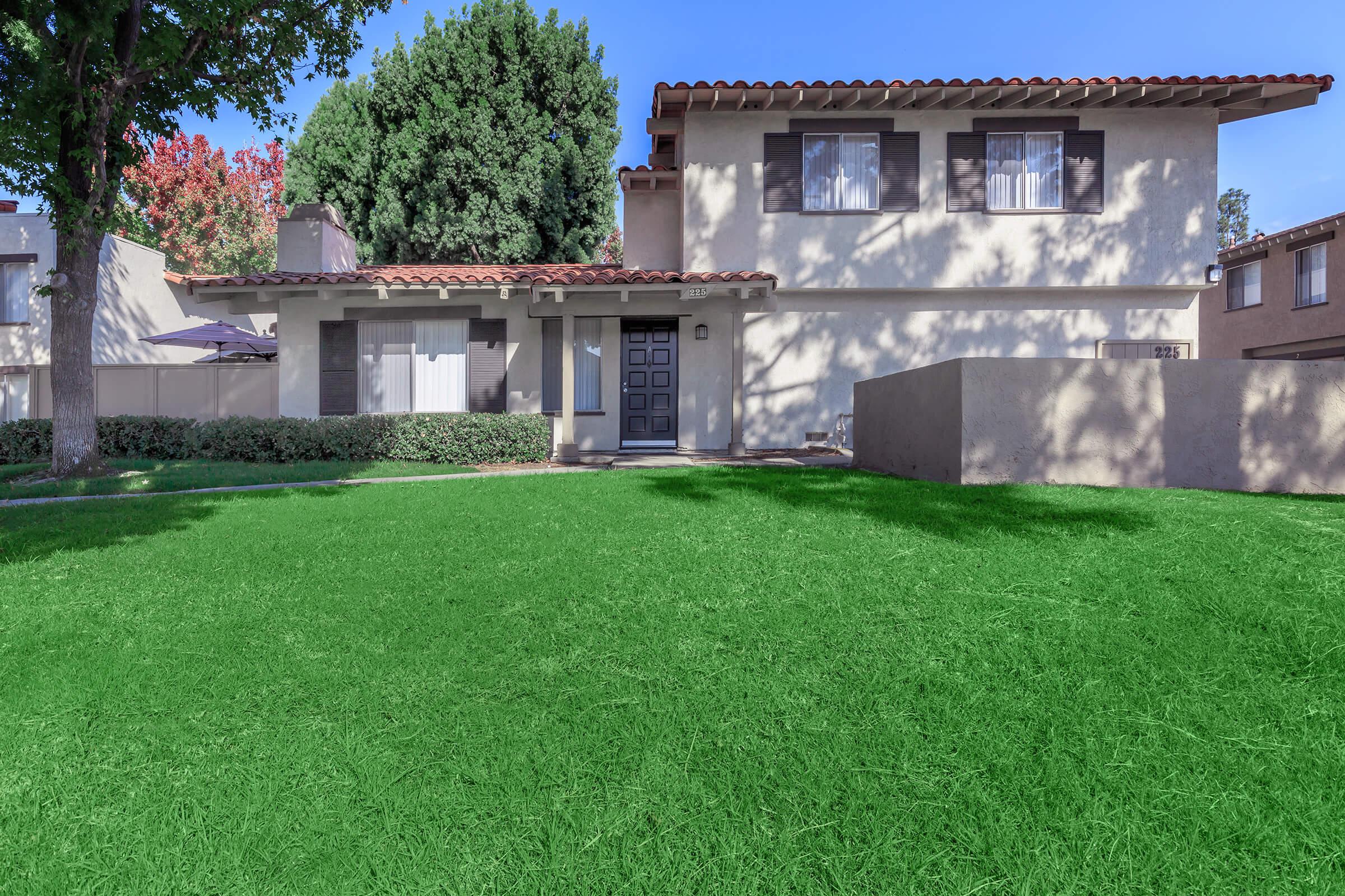 Placita Luxe – photo 1 of 300