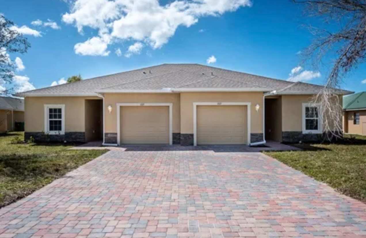 1105 San Cristobal Avenue – photo 1 of 419