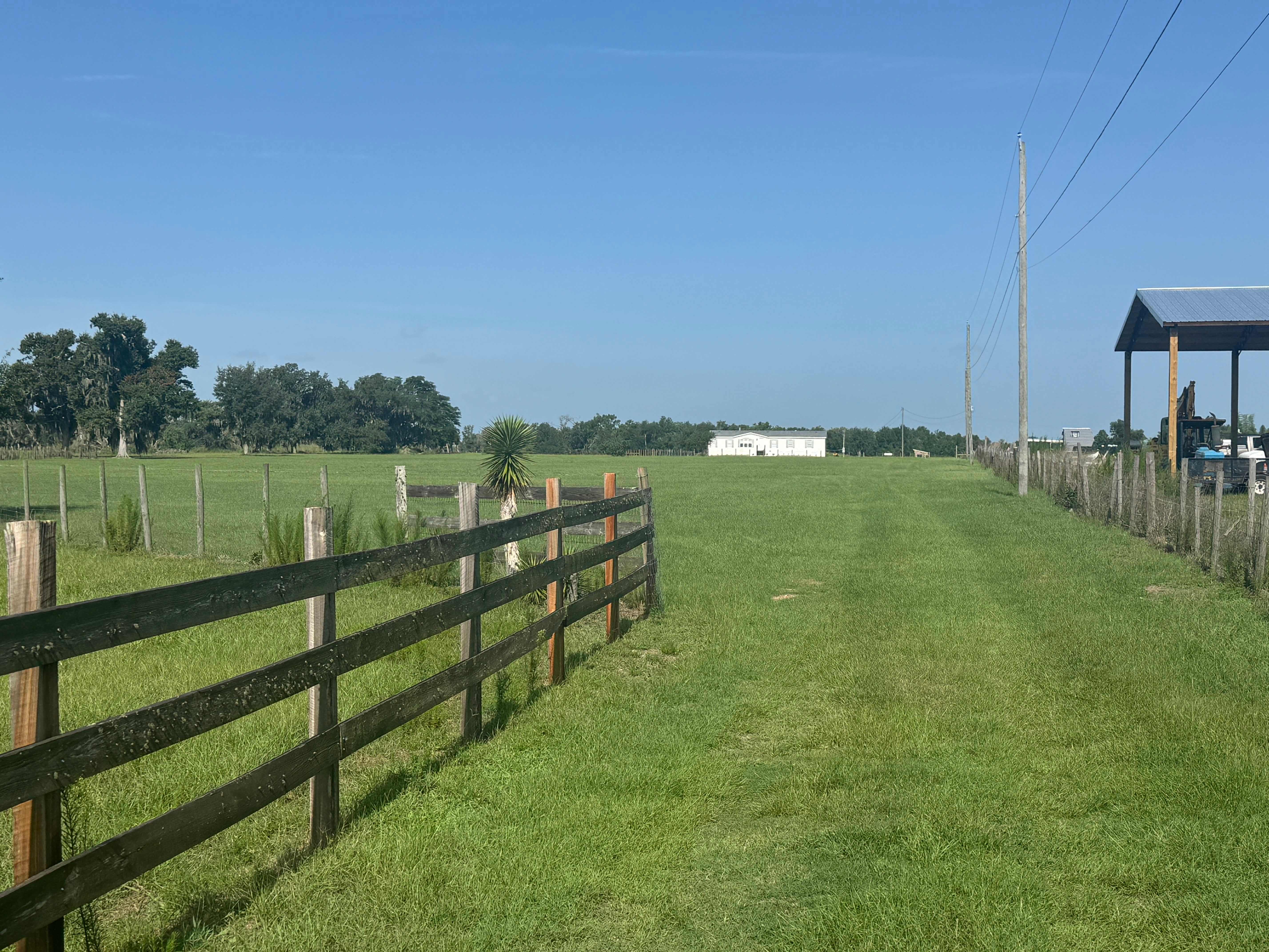 21621 Keene Rd – photo 1